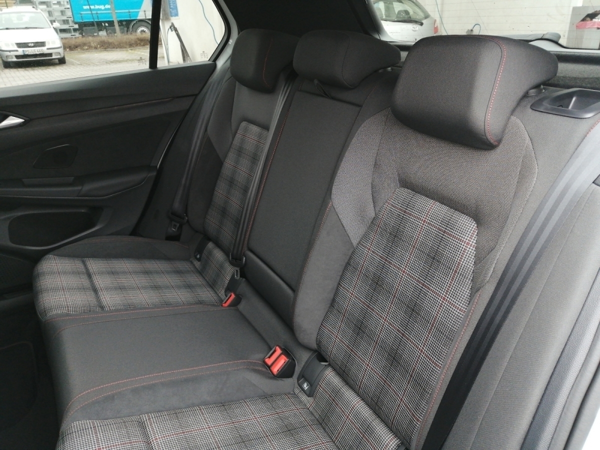 Golf GTI 2.0 l TSI OPF DSG ,PANO,Virtual,PDC,HUD