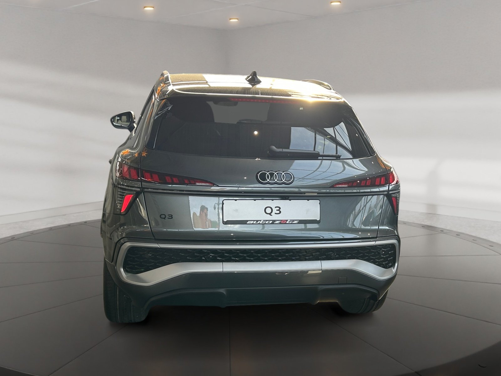 Q3 SUV e-hybrid 200 kW S tronic S Line,Kam.,ACC