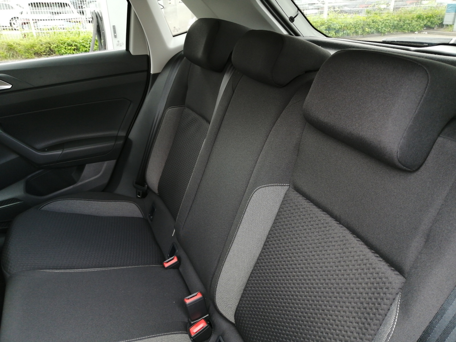 Polo VI 1.0TSI Life ,Virtual,PDC,Kam.,LED,SHZ,LM