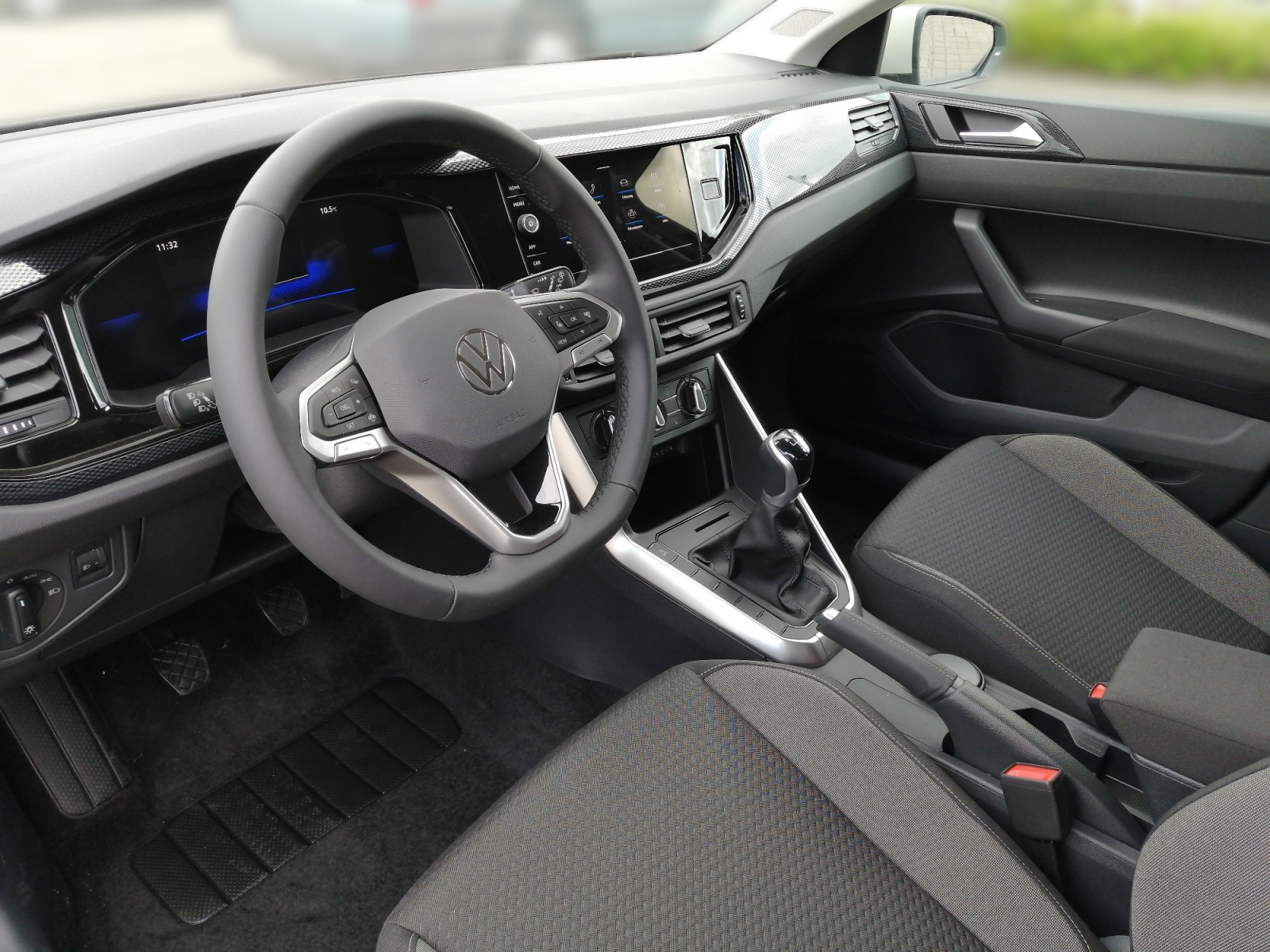Polo VI 1.0TSI Life ,Virtual,PDC,Kam.,LED,SHZ,LM