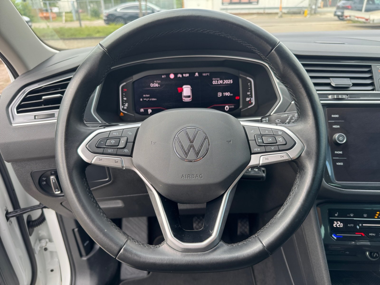 Tiguan Life 2.0TDI DSG 4Motion PDC,Virtual,ACC