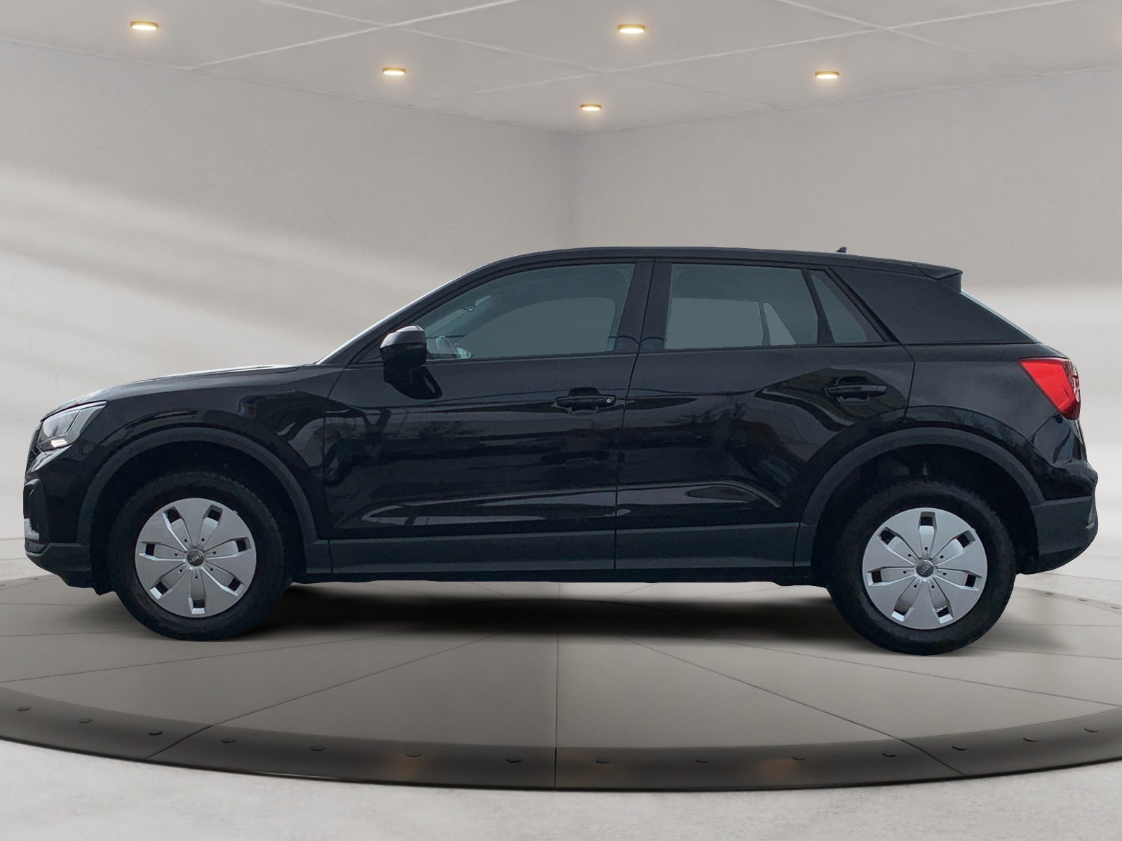 Q2 35 TFSI S tronic ,PDC,LED,SHZ