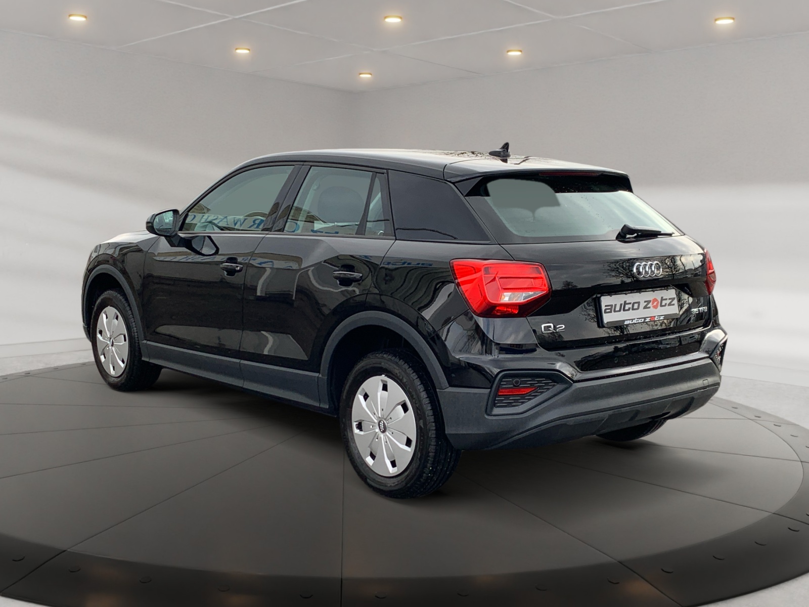 Q2 35 TFSI S tronic ,PDC,LED,SHZ