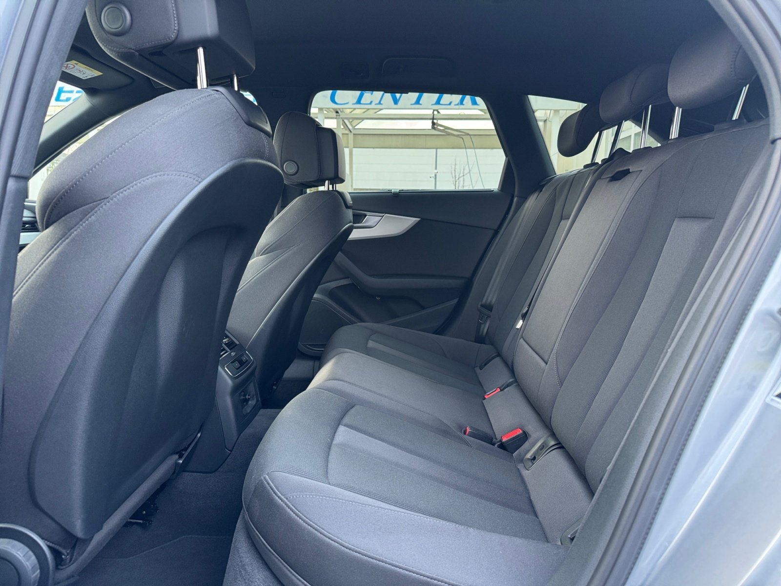 A4 Avant advanced 40TDI quattro S tronic HUD,PDC