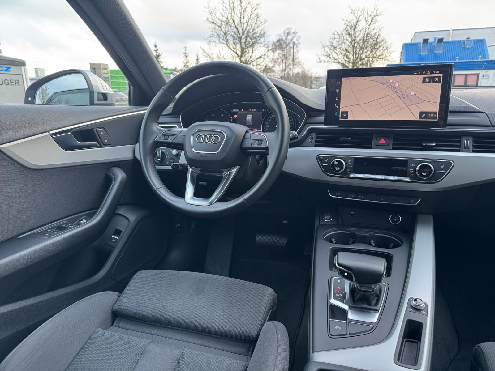 A4 Avant advanced 40TDI quattro S tronic HUD,PDC
