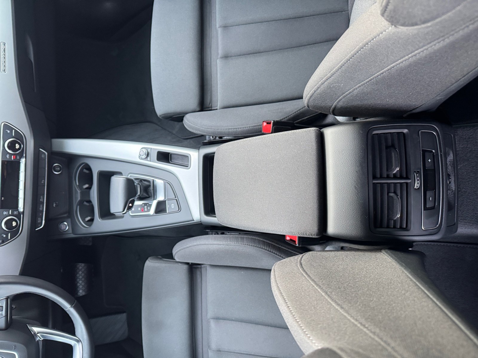 A4 Avant advanced 40TDI quattro S tronic HUD,PDC