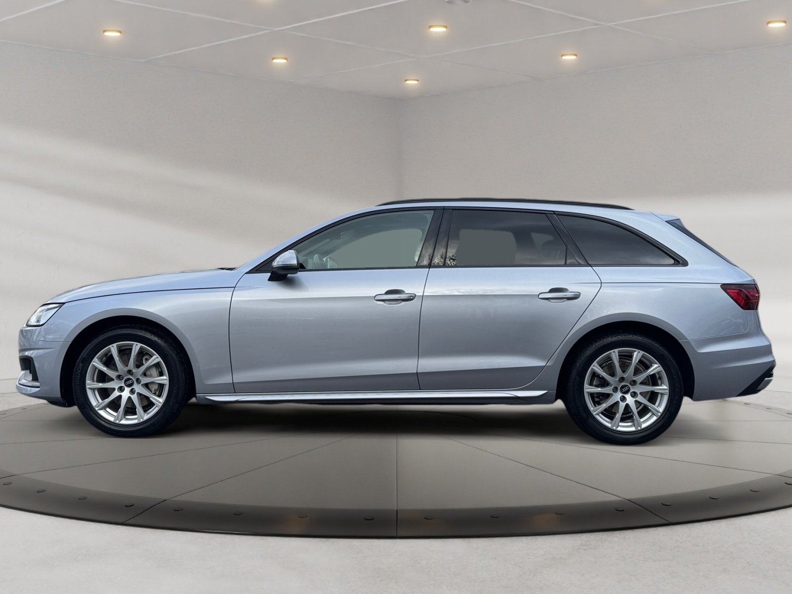 A4 Avant advanced 40TDI quattro S tronic HUD,PDC