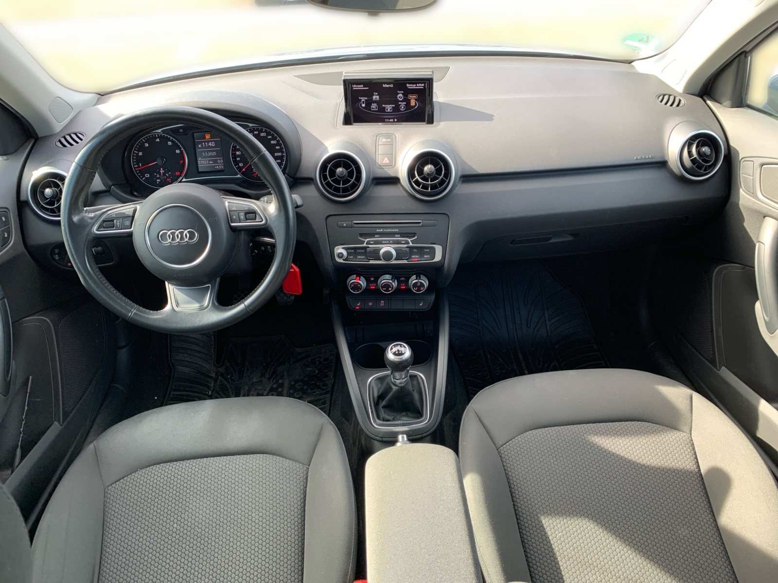 A1 Sportback 1.4 TFSI 6-Gang ,PDC,Navi,SHZ,LM