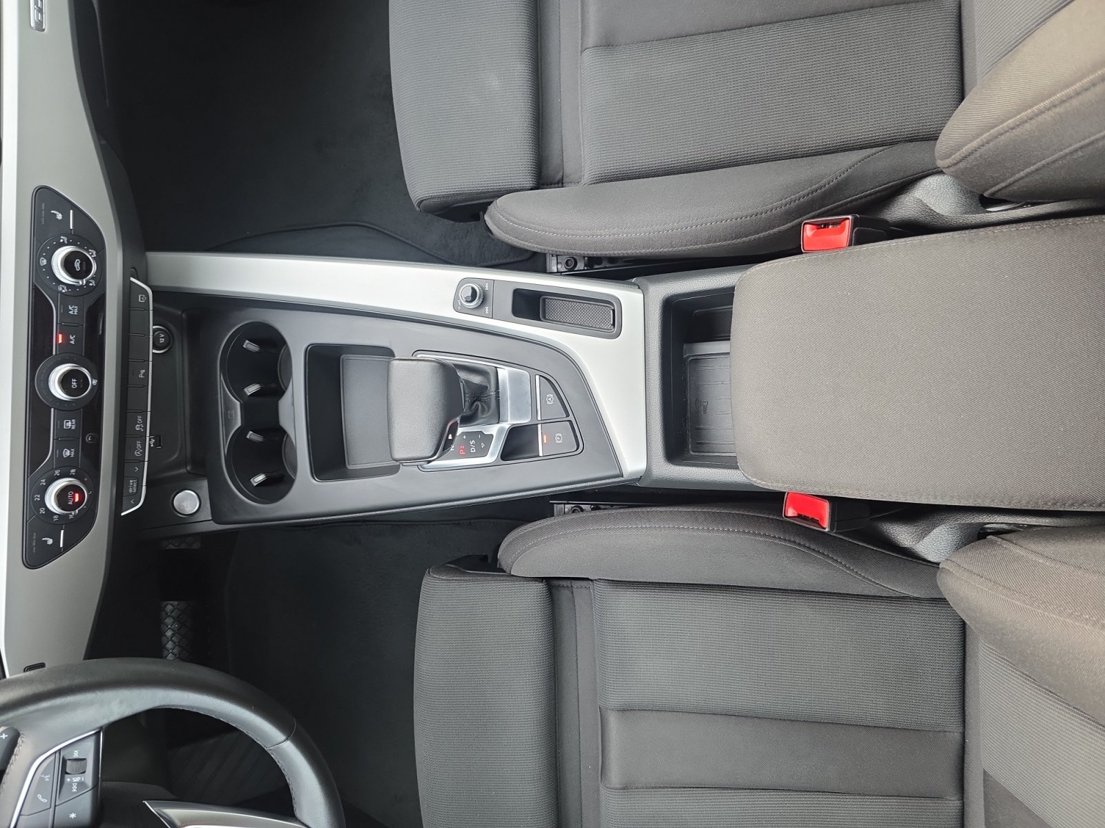 A4 Avant advanced 40 TDI quattro S tronic PDC,LM