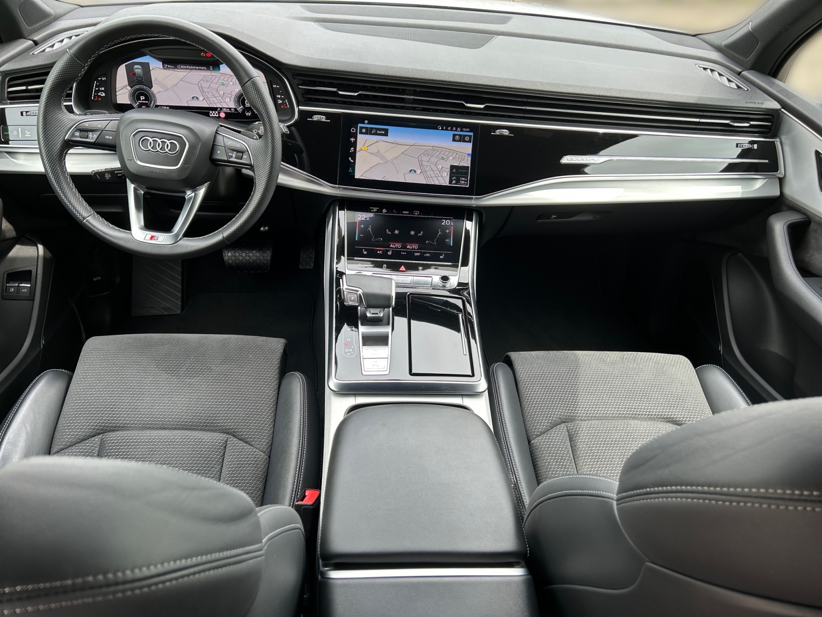 Q7 S line 55 TFSI e quattro tiptronic ,Luft,PDC