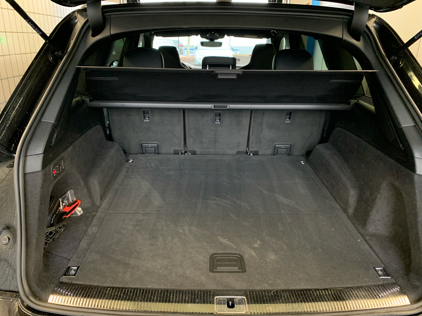 SQ7 SUV ,Luft,S Line,PDC,Virtual,BO,HUD,AHK,Navi