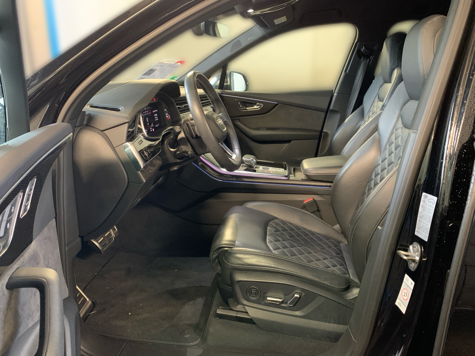 SQ7 SUV ,Luft,S Line,PDC,Virtual,BO,HUD,AHK,Navi