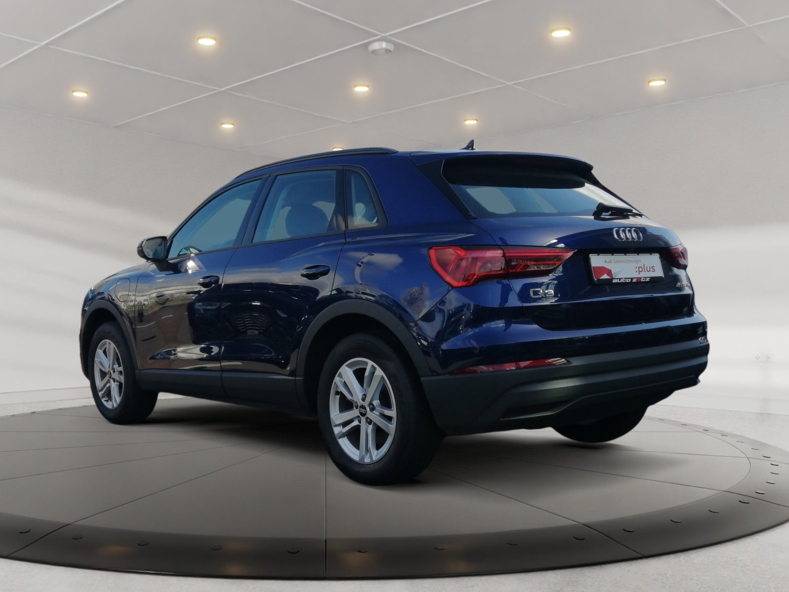 Q3 45TFSI e S tronic Kam.,PDC,Virtual,ACC,LED