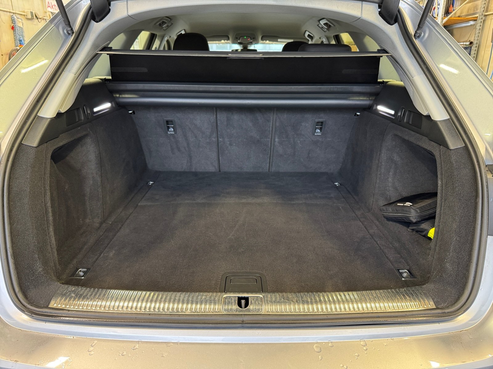 A4 Avant advanced 40 TDI quattro S tronic PDC,LM