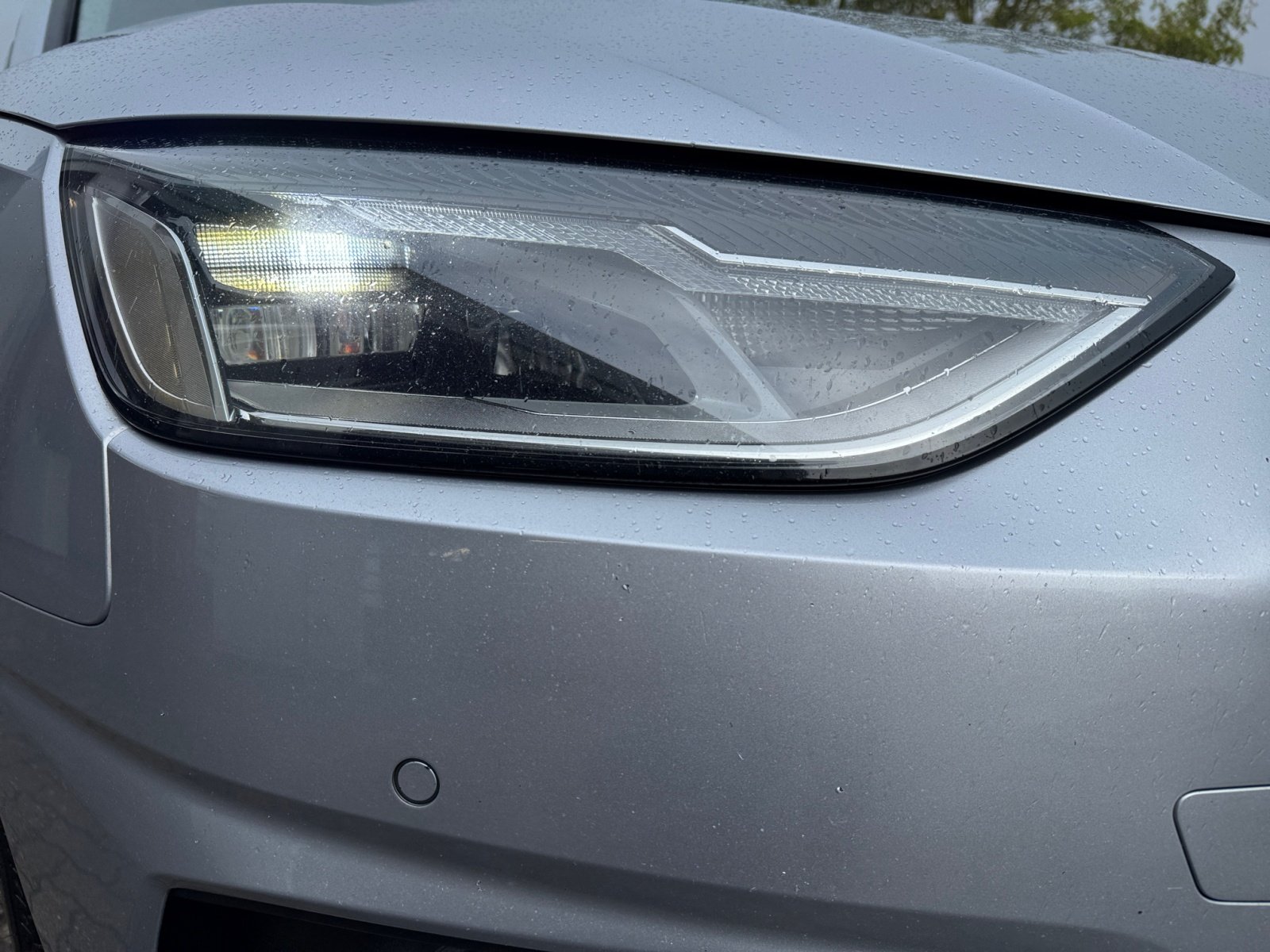 A4 Avant advanced 40 TDI quattro S tronic PDC,LM