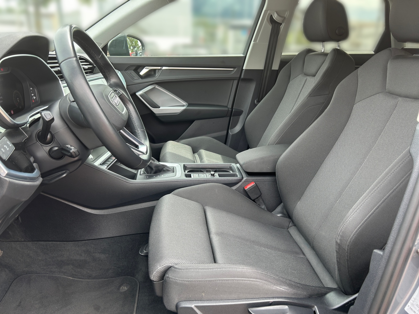 Q3 advanced advanced 35 TFSI 110(150)  S tronic