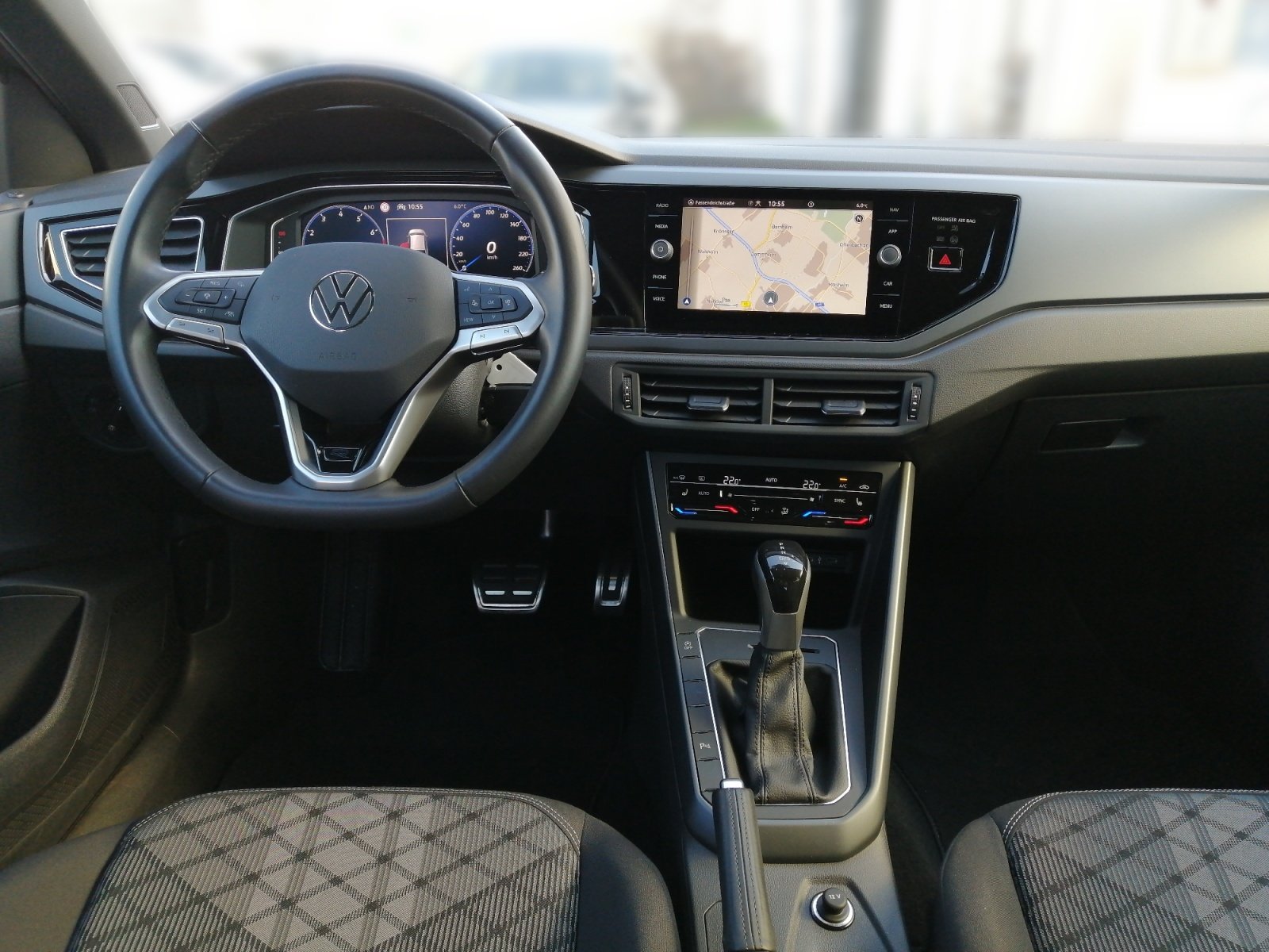 Taigo 1.0 TSI R-Line Kam.,PDC,Virtual,ACC,AHK,LM