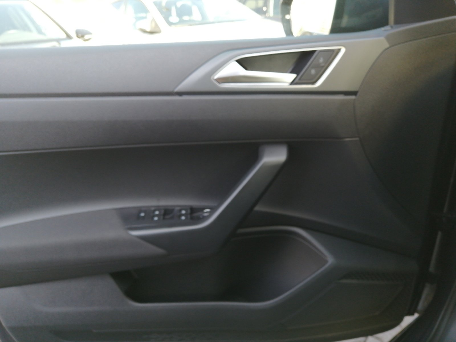 Taigo 1.0 TSI R-Line Kam.,PDC,Virtual,ACC,AHK,LM