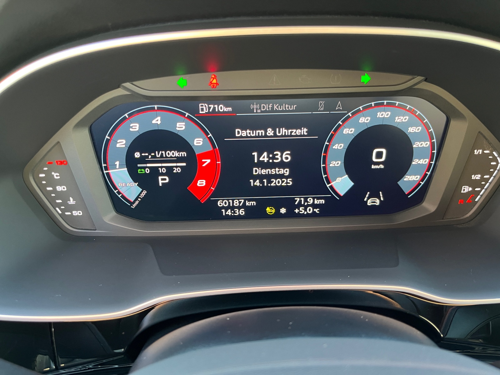 Q3 S line 35 TFSI S tronic ,PDC,Virtual,Kam.,ACC