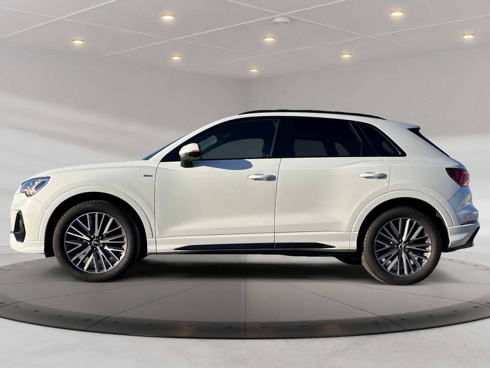 Q3 S line 35 TFSI S tronic ,PDC,Virtual,Kam.,ACC