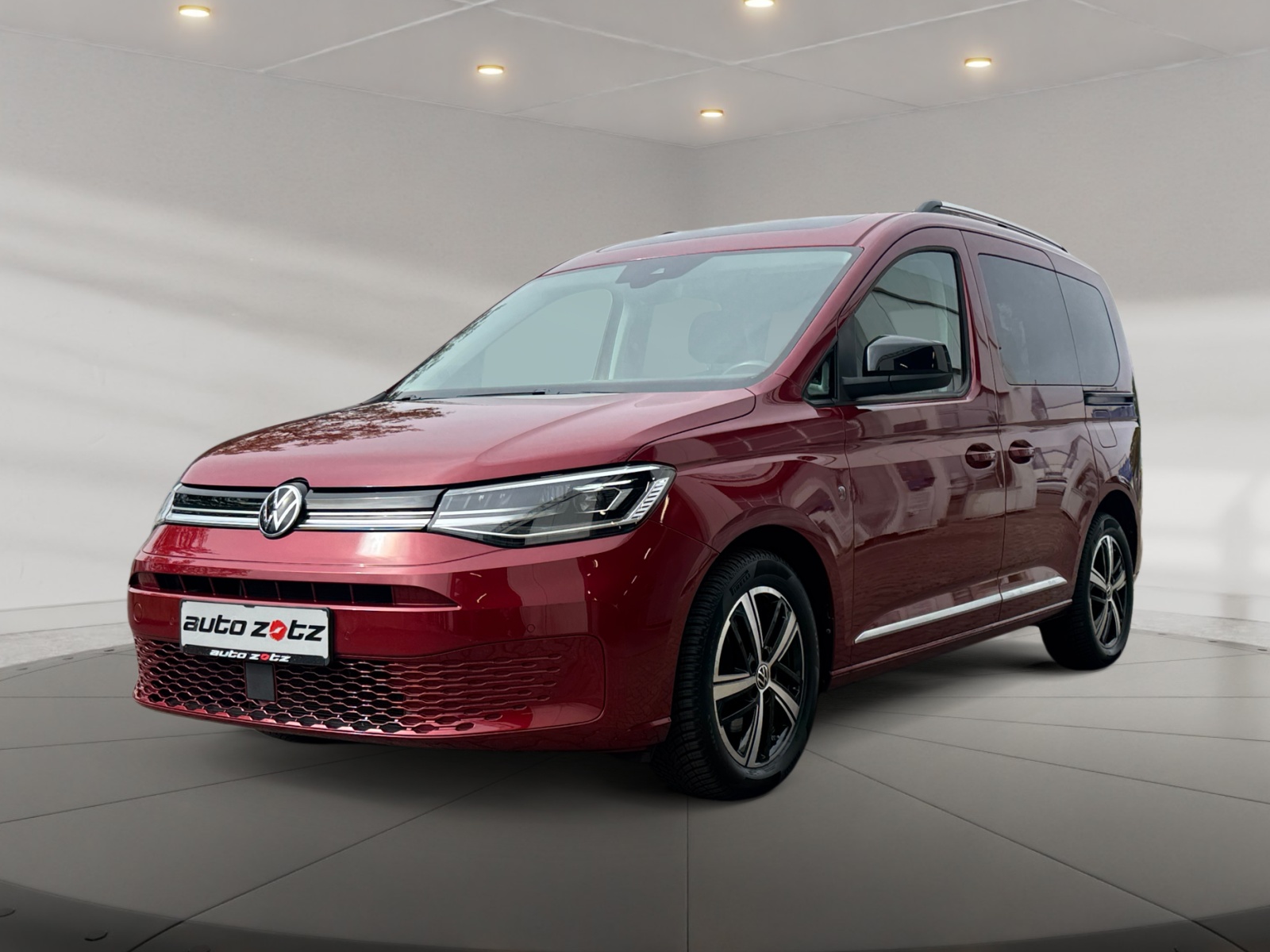 Caddy Style 2.0 TDI DSG ,PANO,Virtual,PDC,Kam.