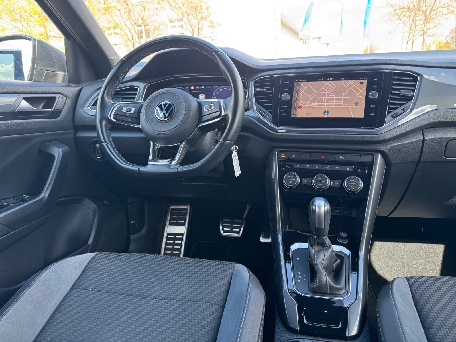 T-Roc Sport 1.5 TSI Sport Sport 1.5 TSI OPF 110 kW 7-Gang-DSG