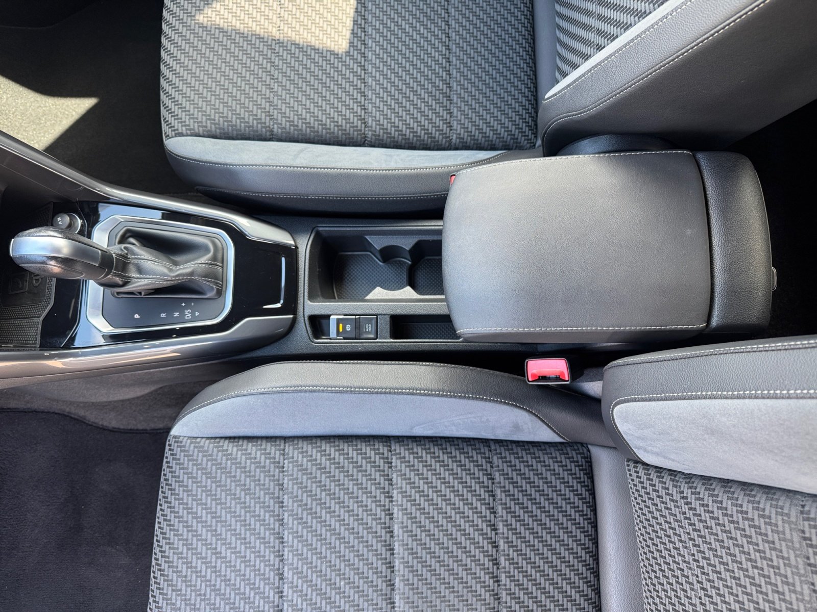 T-Roc Sport 1.5 TSI Sport Sport 1.5 TSI OPF 110 kW 7-Gang-DSG