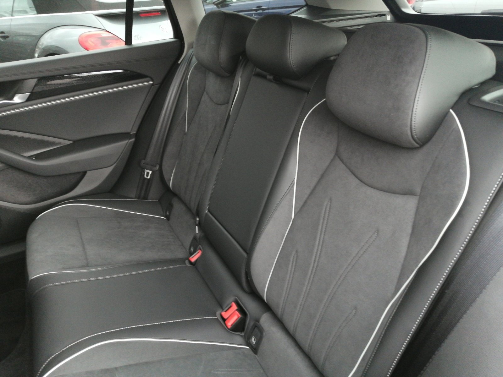 Passat Business 2.0 l TDI DSG ,Massage,Virtual