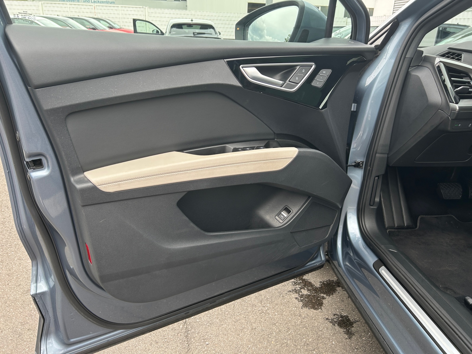 Q4 e-tron 50 e-tron quattro 220 kW ,PANO,PDC,HUD
