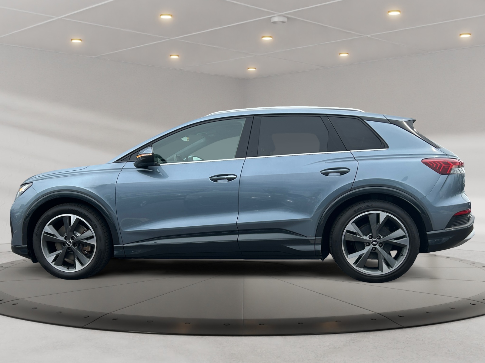Q4 e-tron 50 e-tron quattro 220 kW ,PANO,PDC,HUD