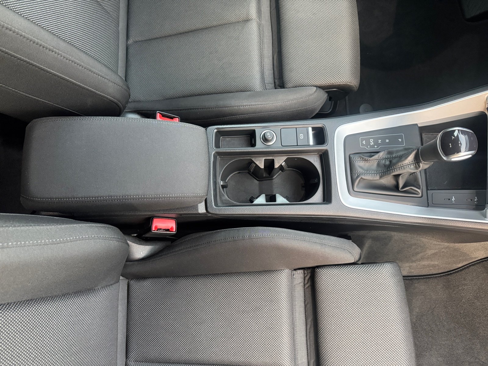 Q3 45 TFSIe S line S tronic S Line,Kam.,PDC,ACC