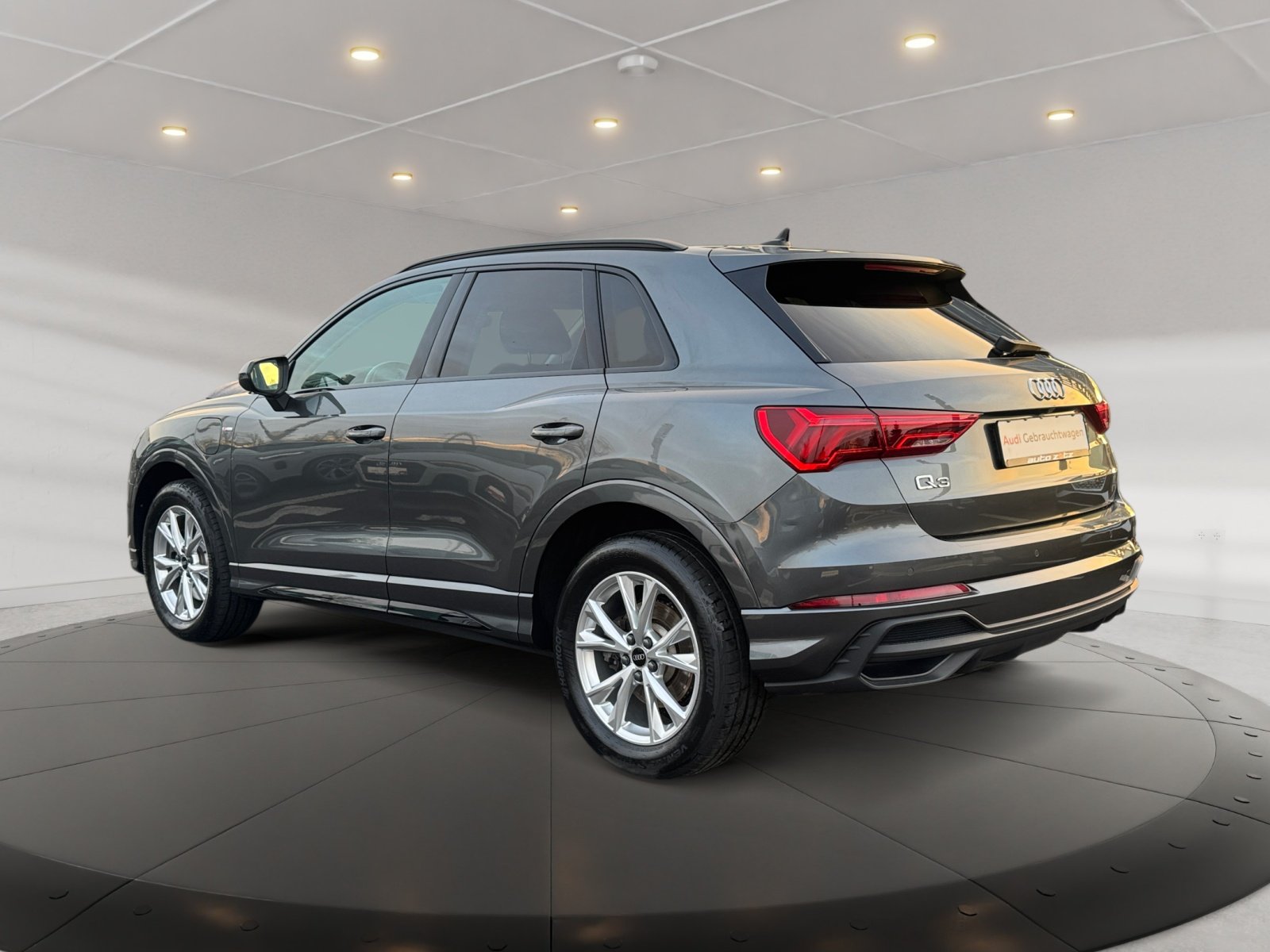 Q3 45 TFSIe S line S tronic S Line,Kam.,PDC,ACC