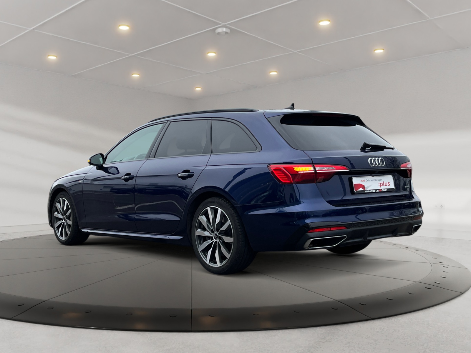 A4 Avant S line ,PANO,PDC,Virtual,Kam.,Navi,ACC