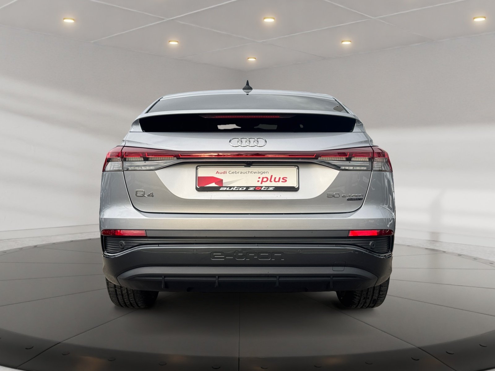 Q4 Sportback e-tron 50 quattro 220 kW S Line,HUD