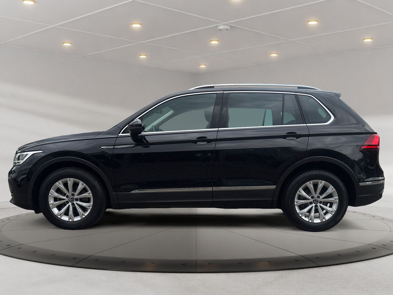 Tiguan Life 1.5TSI AHK PDC,ACC,LED,Navi,DynLicht
