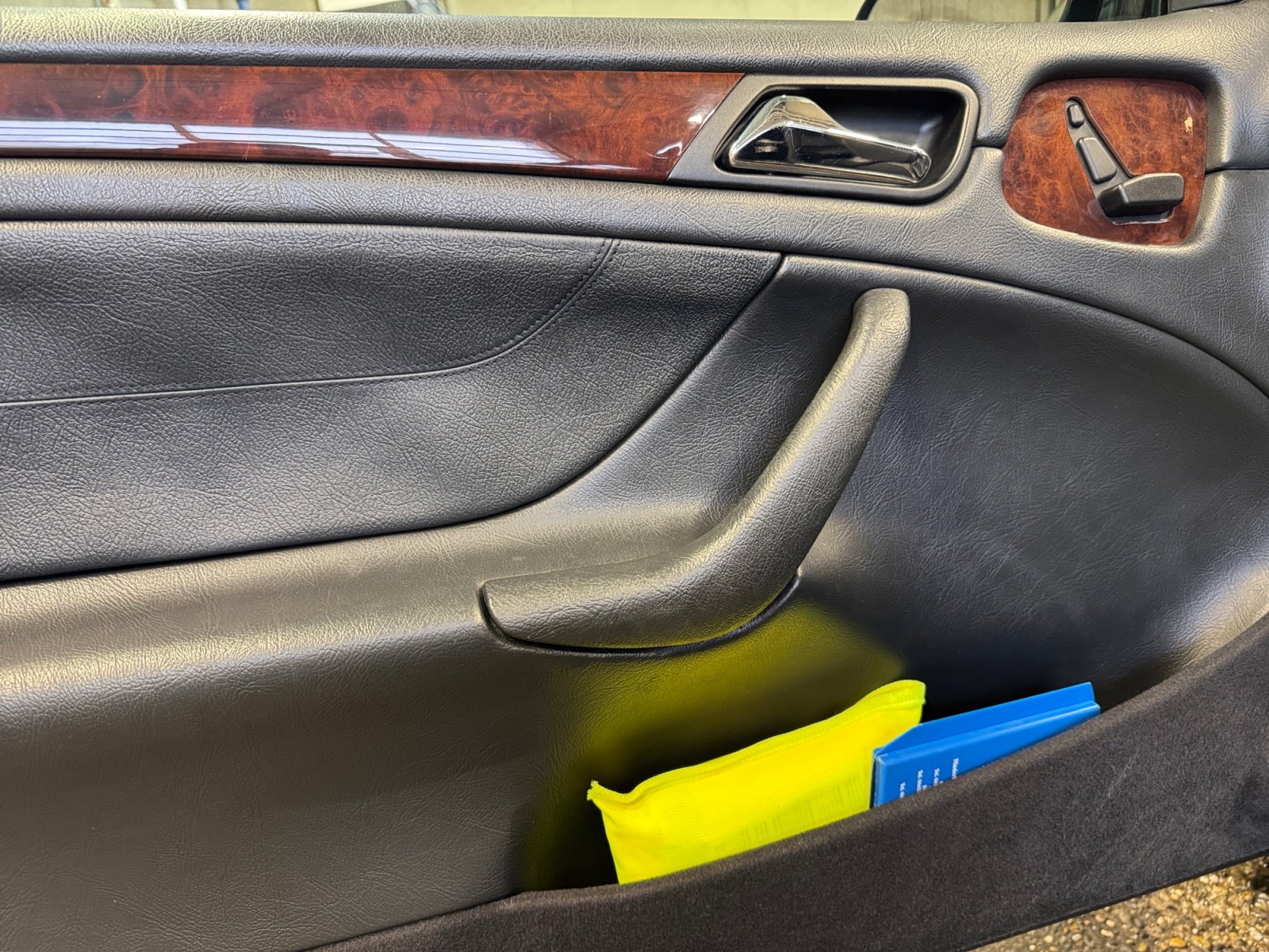 CLK 230 Kompressor Leder,AUT,SHZ,elSitz