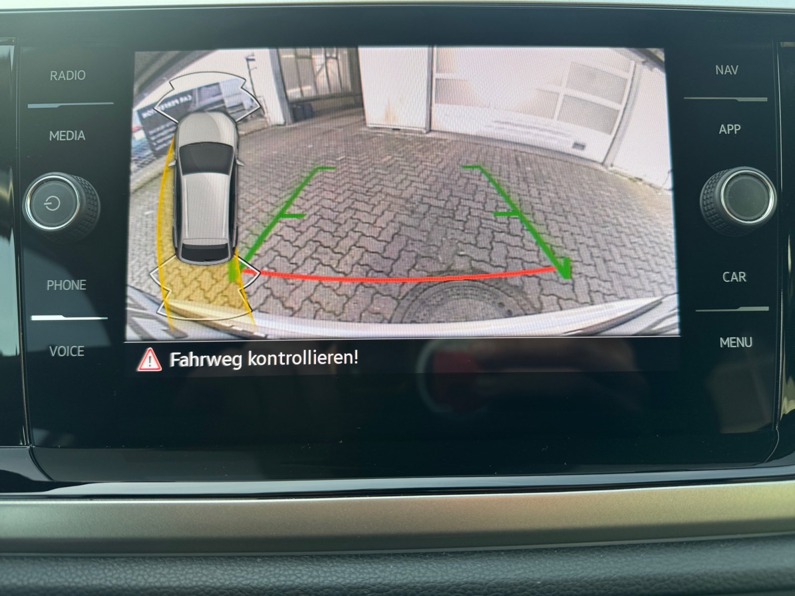 Taigo MOVE 1.5TSI DSG IQ.Light Kam.,PDC,Virtual