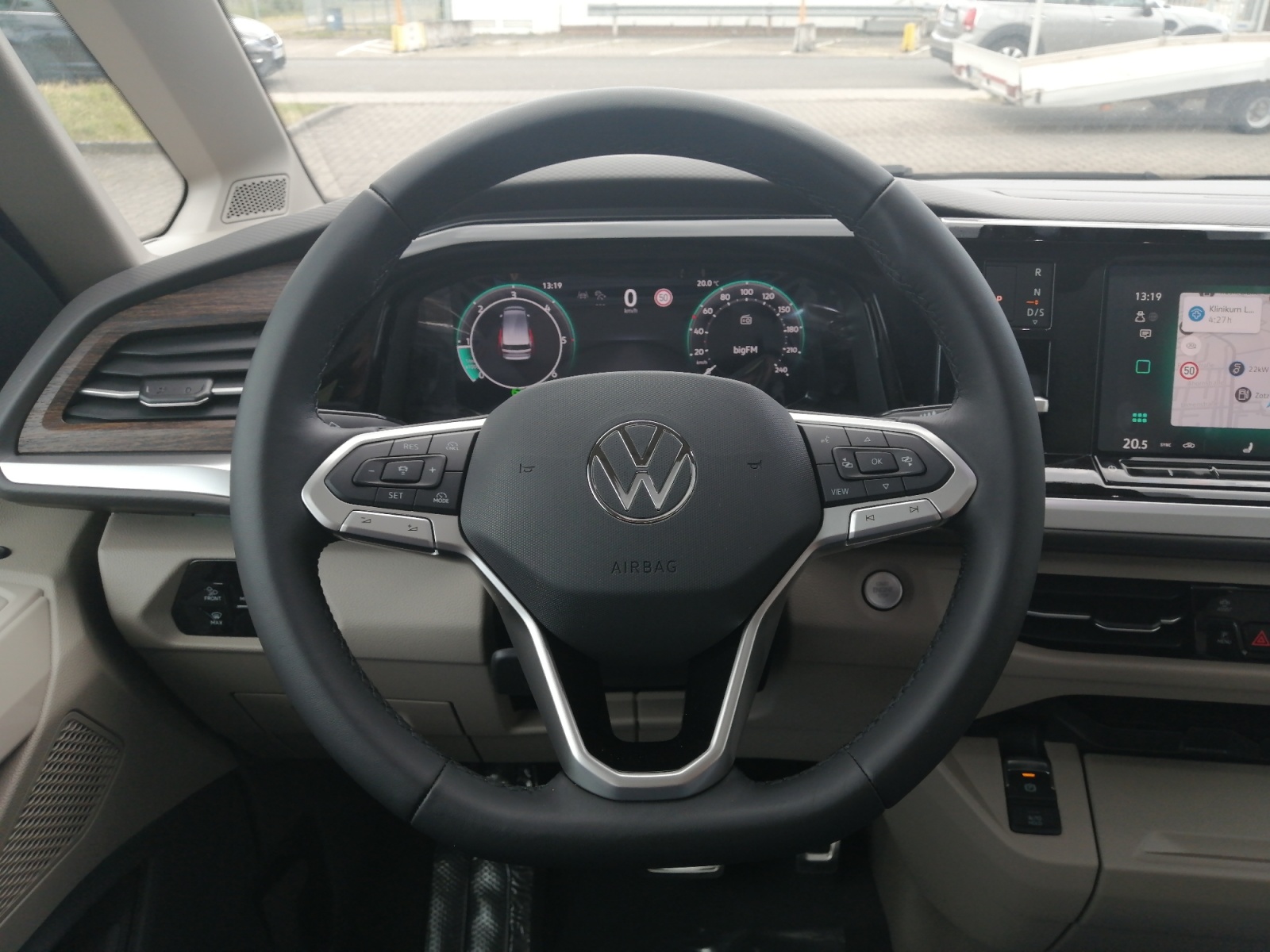 T7 Multivan STYLE KÜ 2.0TDI DSG Pano ACC