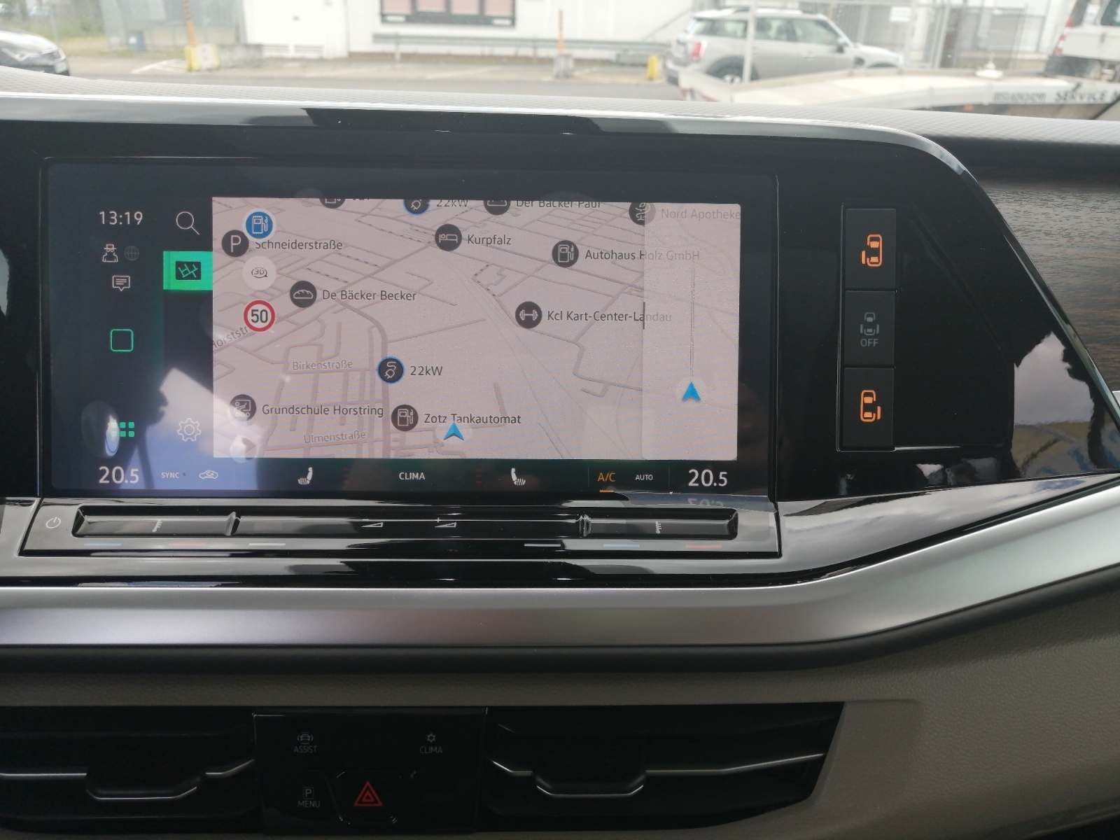 T7 Multivan STYLE KÜ 2.0TDI DSG Pano ACC