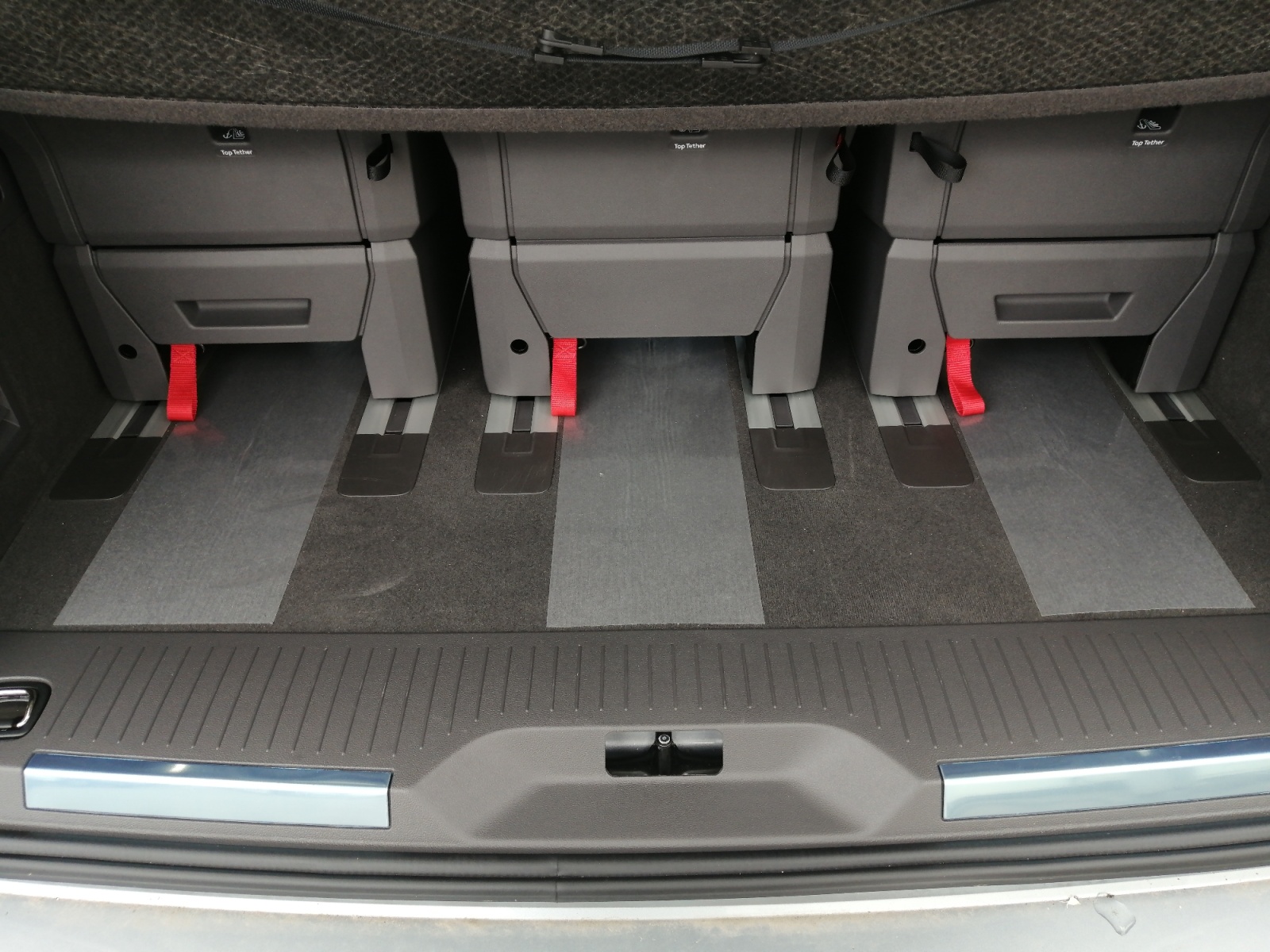 T7 Multivan STYLE KÜ 2.0TDI DSG Pano ACC