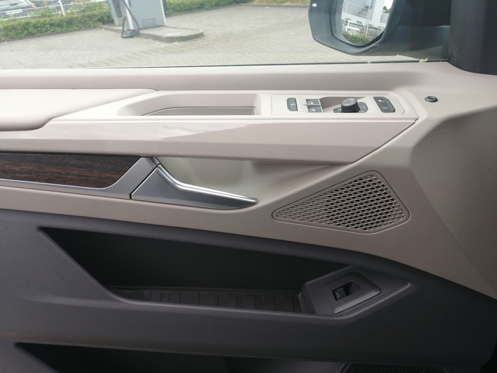 T7 Multivan STYLE KÜ 2.0TDI DSG Pano ACC