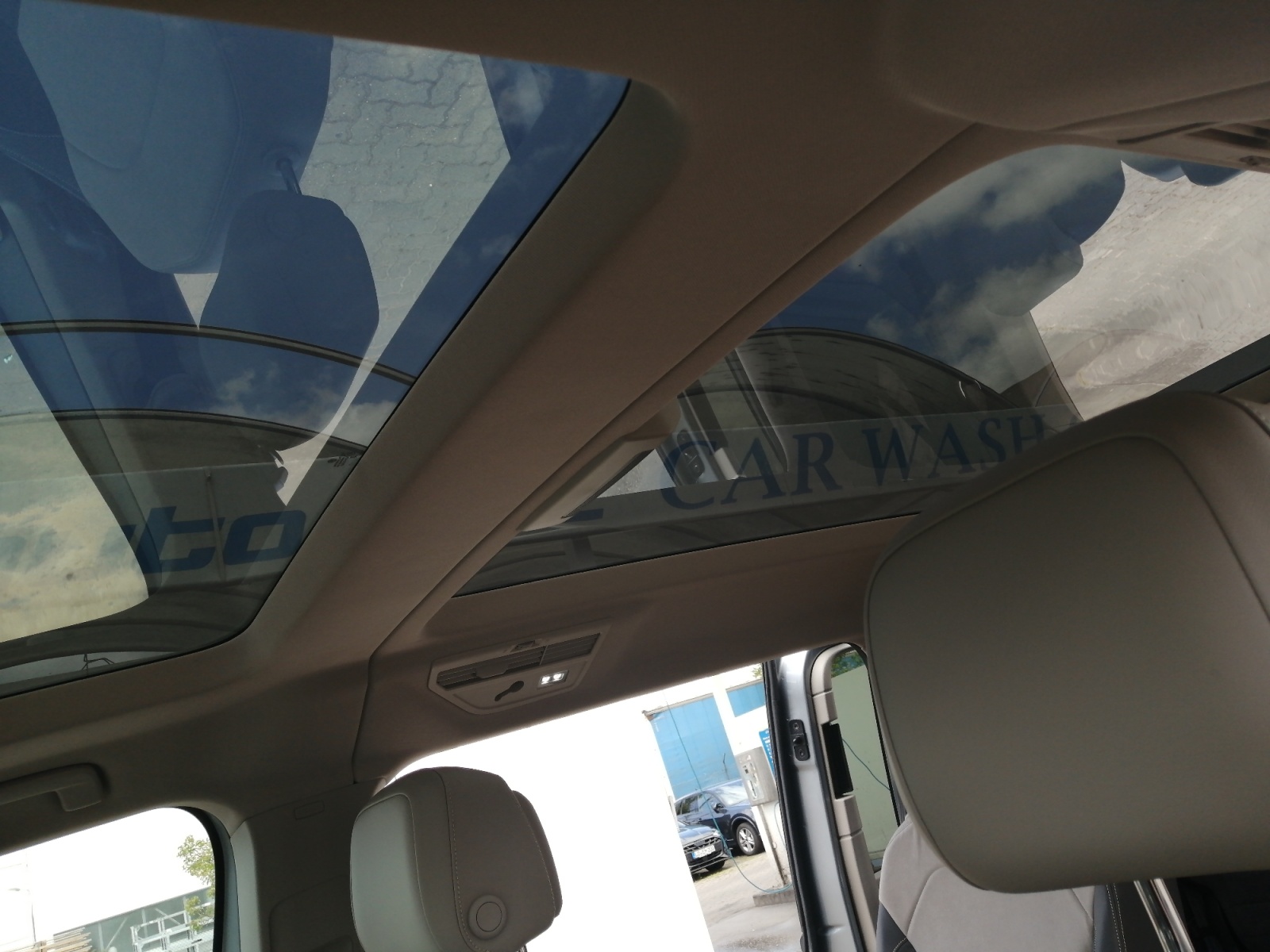T7 Multivan STYLE KÜ 2.0TDI DSG Pano ACC