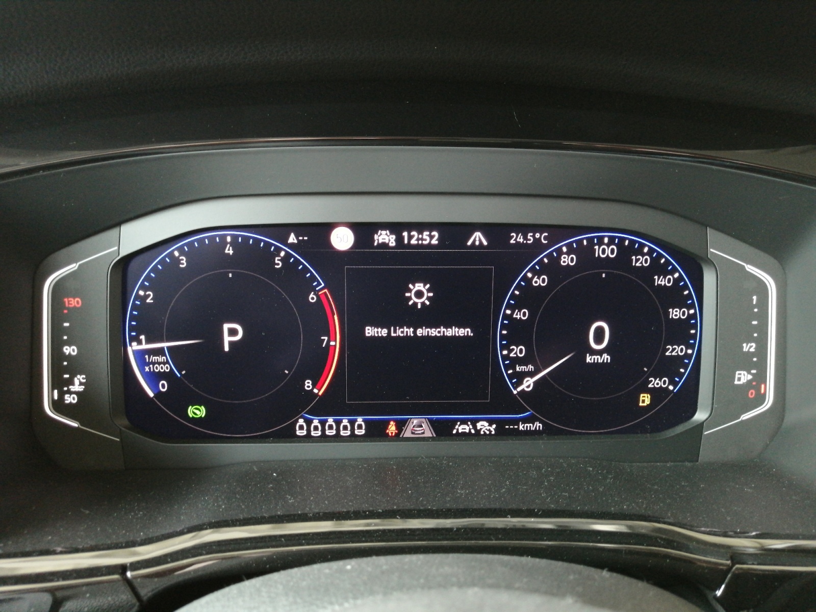 Touran 1.5TSI DSG ,PANO,PDC,Kam.