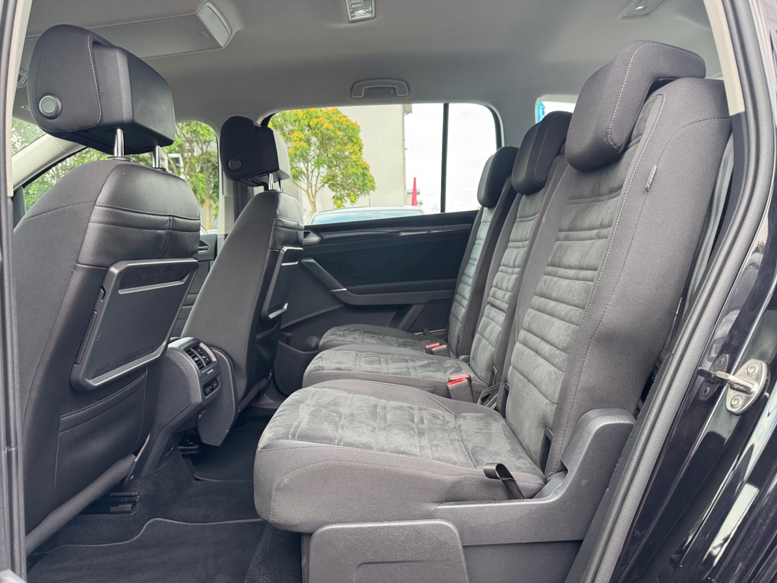 Touran Highline 1.5TSI AHK PDC,AHK,LED,KlimaA,LM