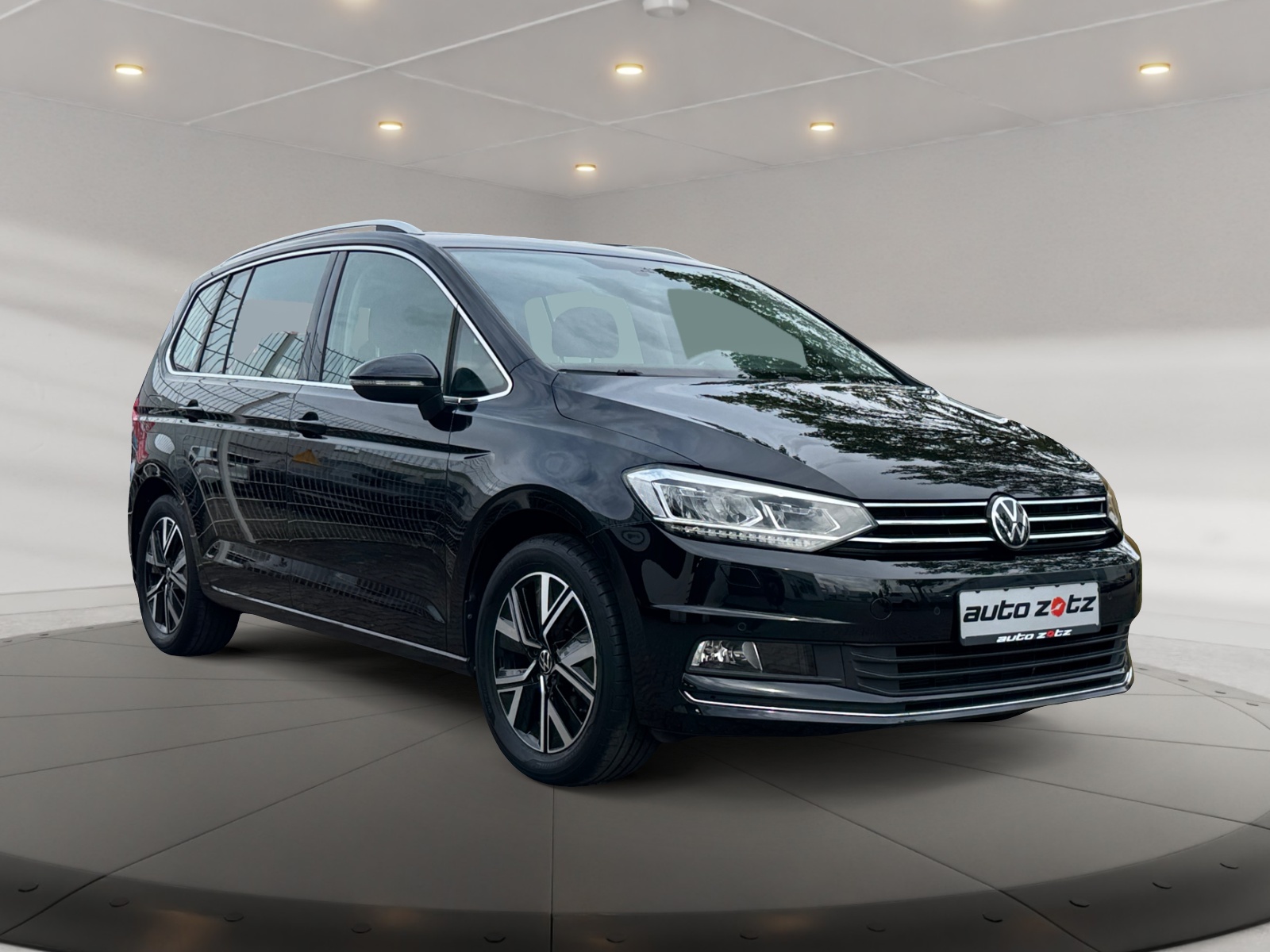 Touran Highline 1.5TSI AHK PDC,AHK,LED,KlimaA,LM