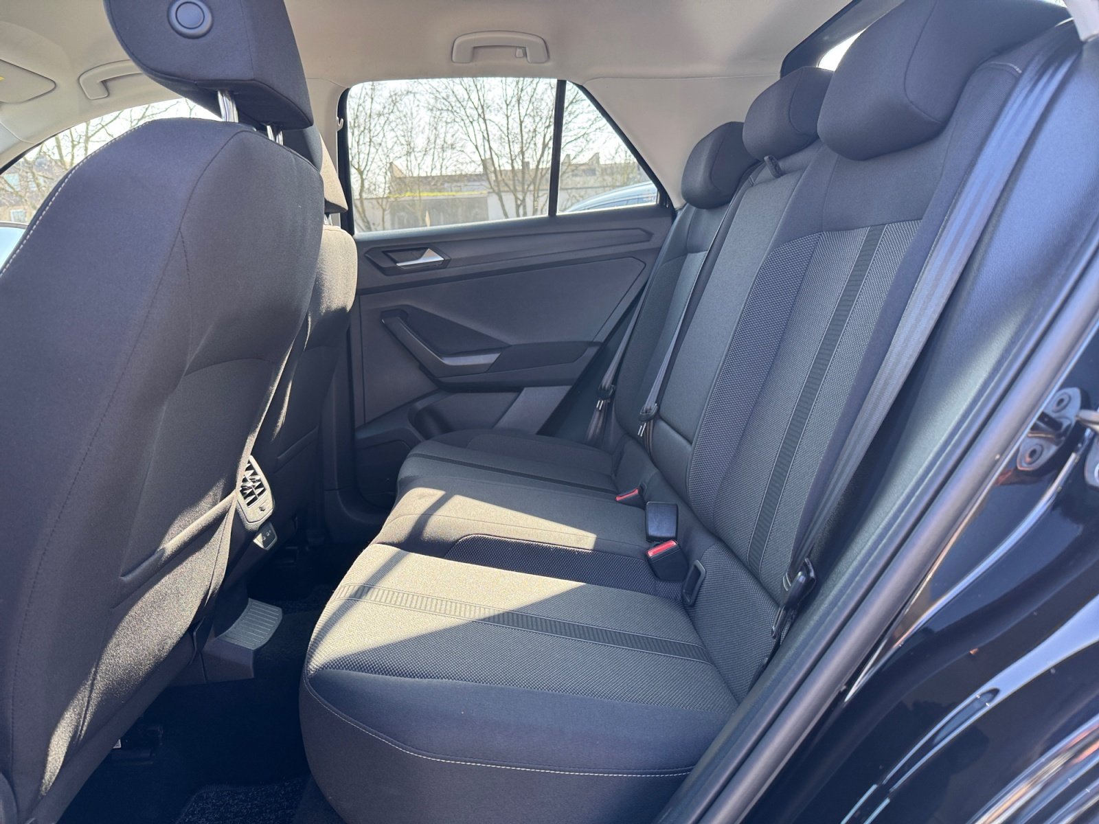 T-ROC Life 1.5TSI DSG PDC,Virtual,LED,2xKlima,LM