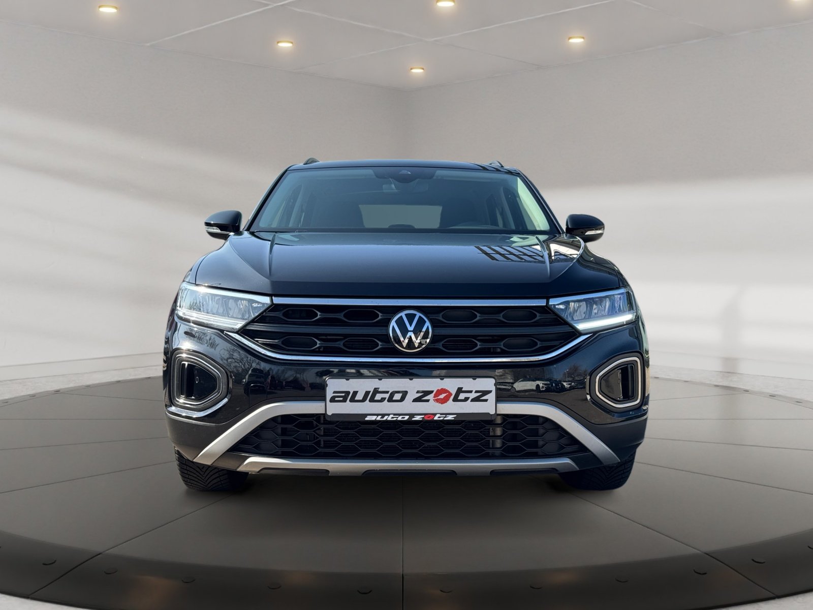 T-ROC Life 1.5TSI DSG PDC,Virtual,LED,2xKlima,LM