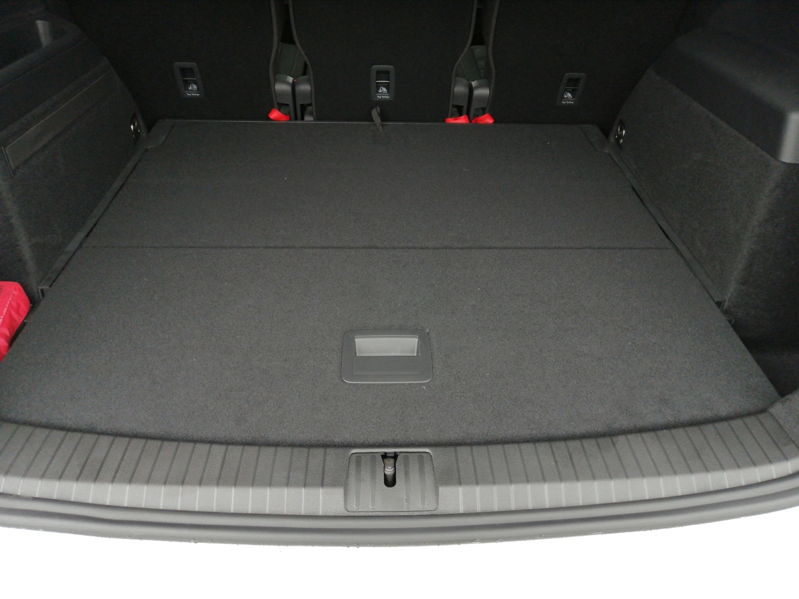 Touran R line 1.5TSI BLACK ACC AHK ,PDC,Virtual