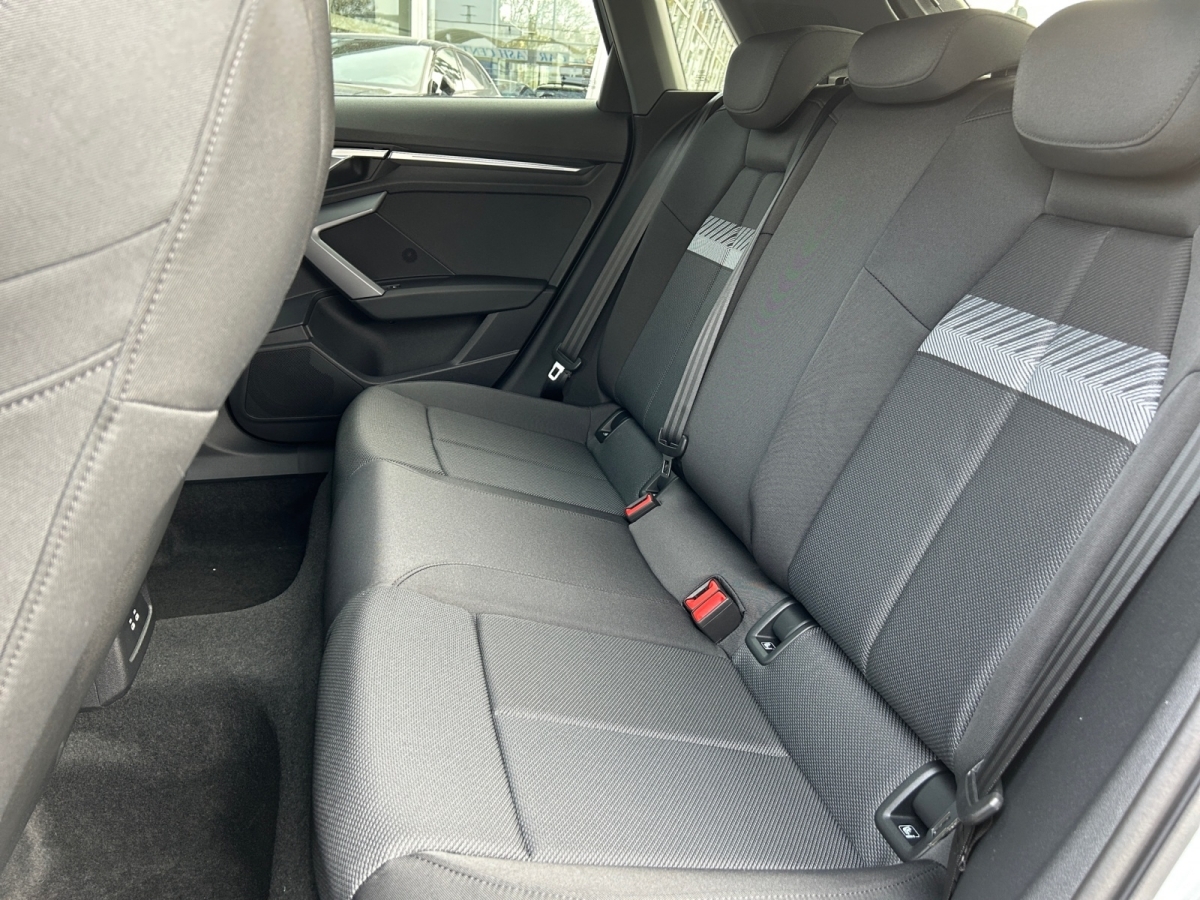 A3 Sportback advanced 30 TFSI S tronic ,PDC,Kam.