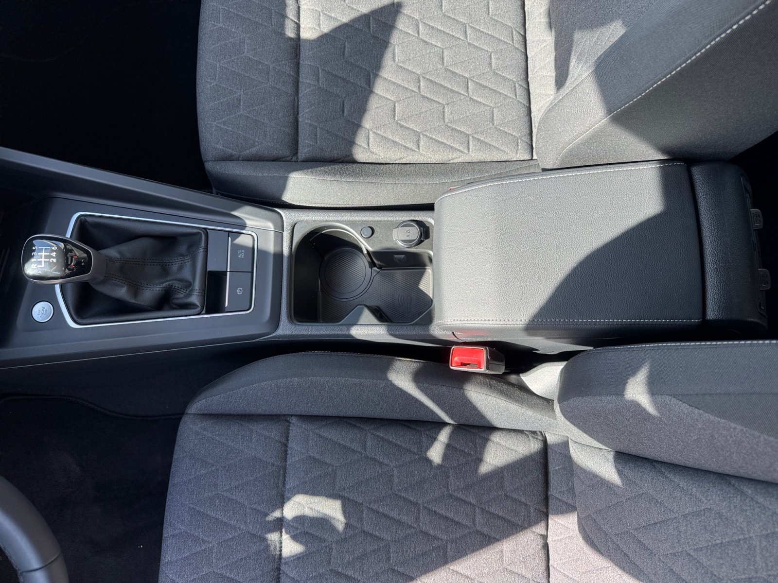 Golf VIII 1.5TSI LIFE Kam.,PDC,Virtual,ACC,LED